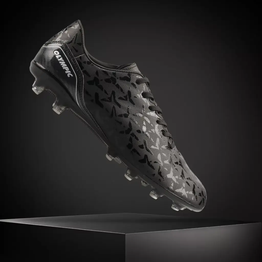 Olympic Foul Soccer Boots Black size 7